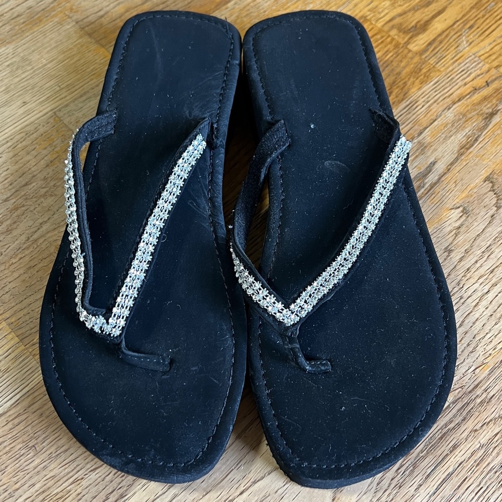 Black bling flip flops with heel - size Medium